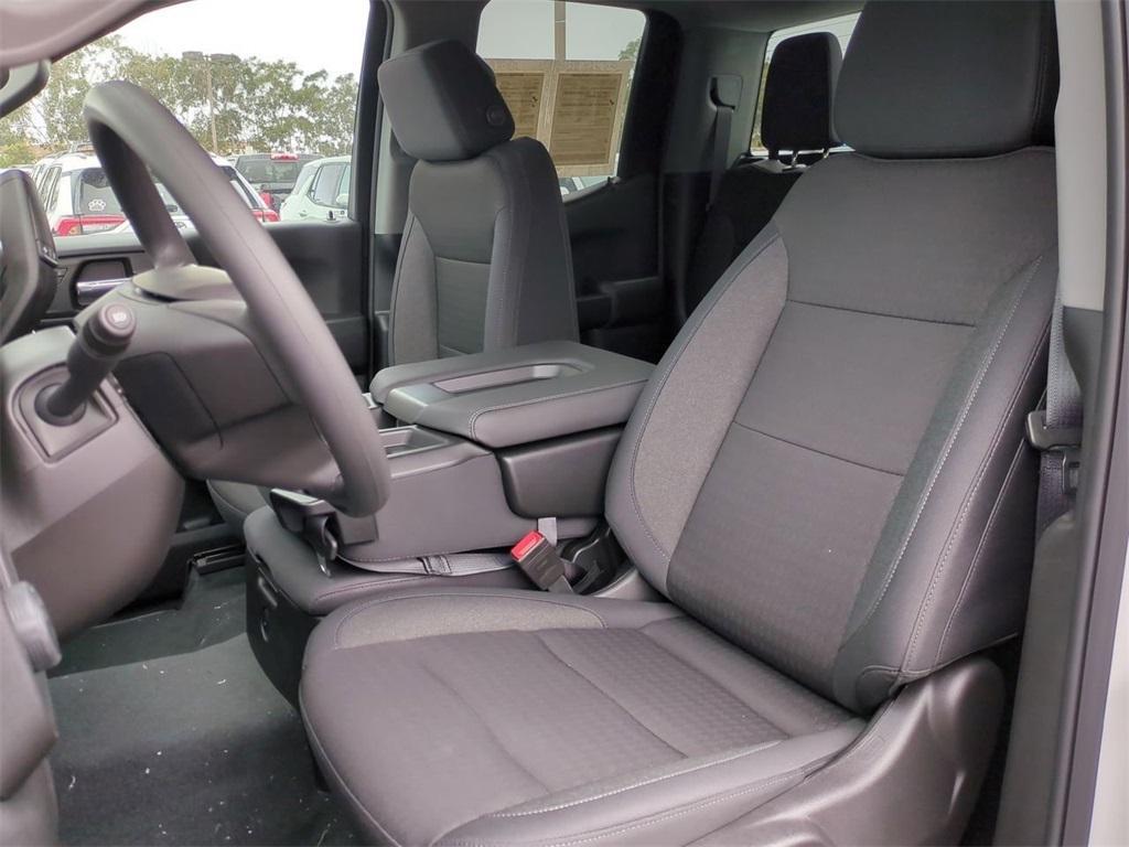 new 2025 Chevrolet Silverado 1500 car