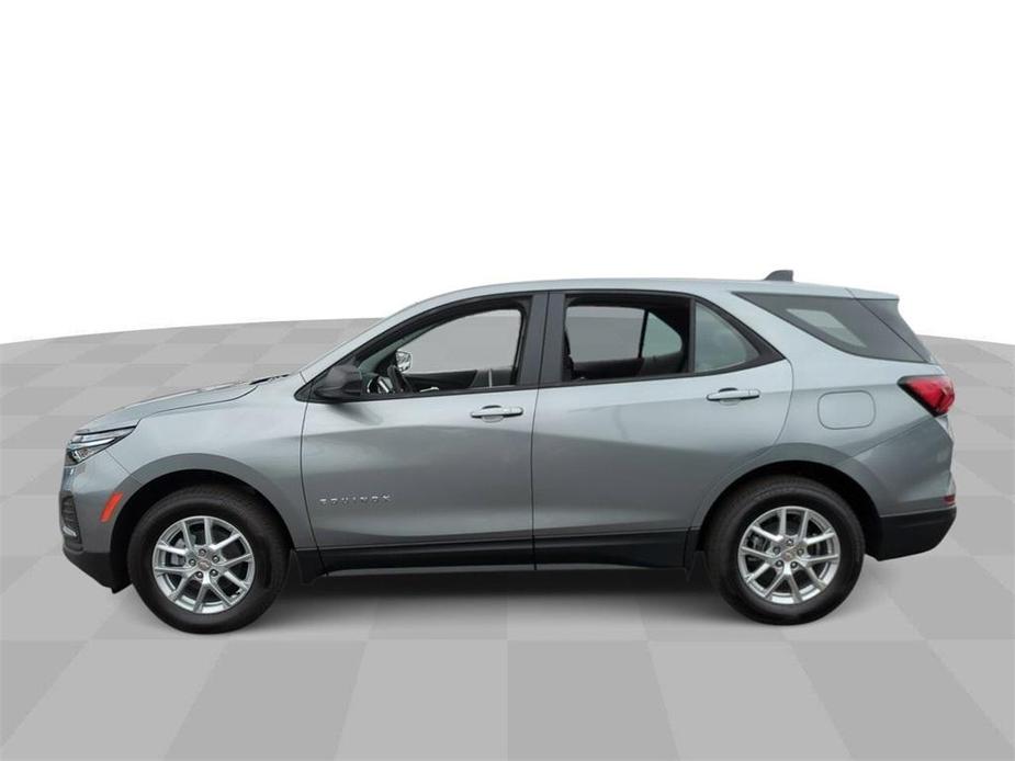 new 2024 Chevrolet Equinox car, priced at $25,740