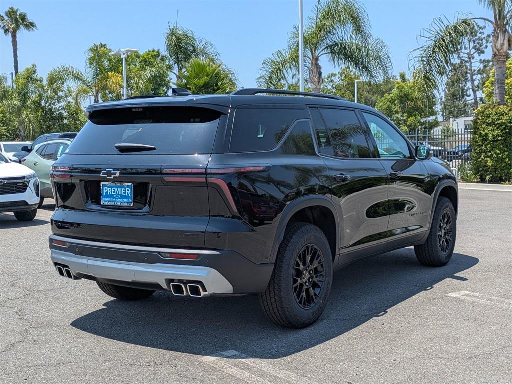 new 2025 Chevrolet Traverse car