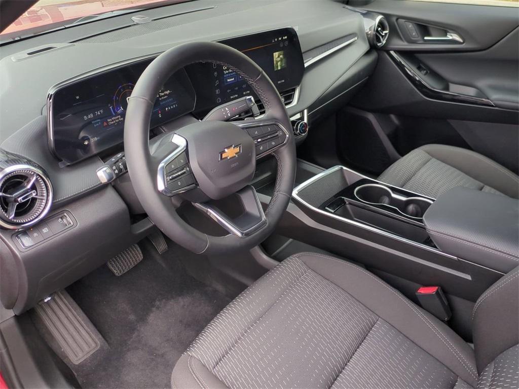 new 2025 Chevrolet Equinox car