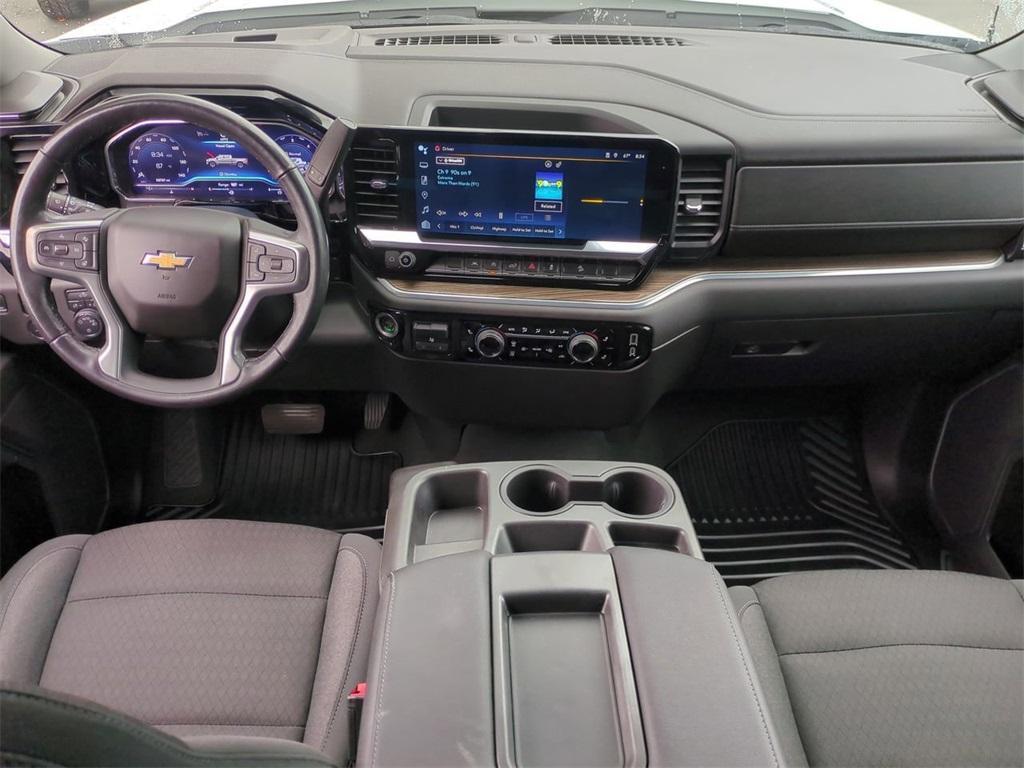 used 2022 Chevrolet Silverado 1500 car, priced at $40,595