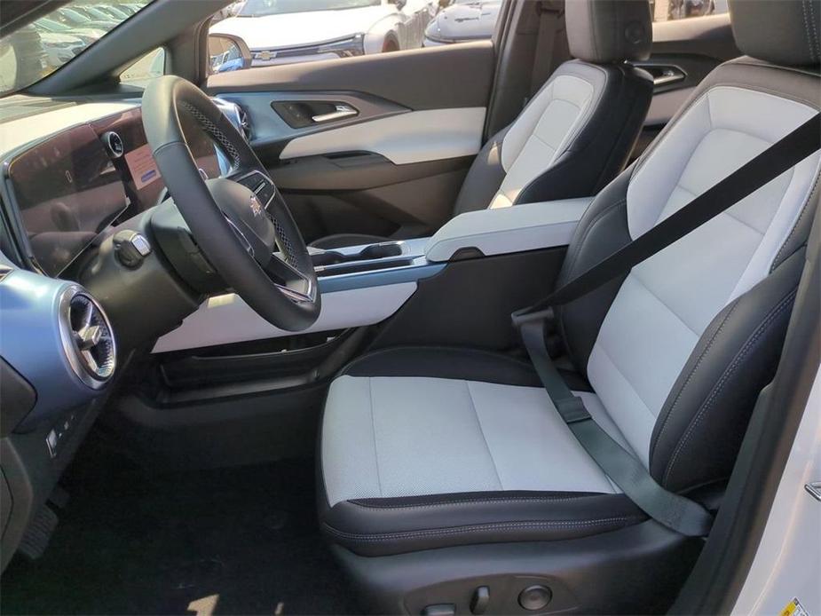 new 2024 Chevrolet Equinox EV car, priced at $44,590