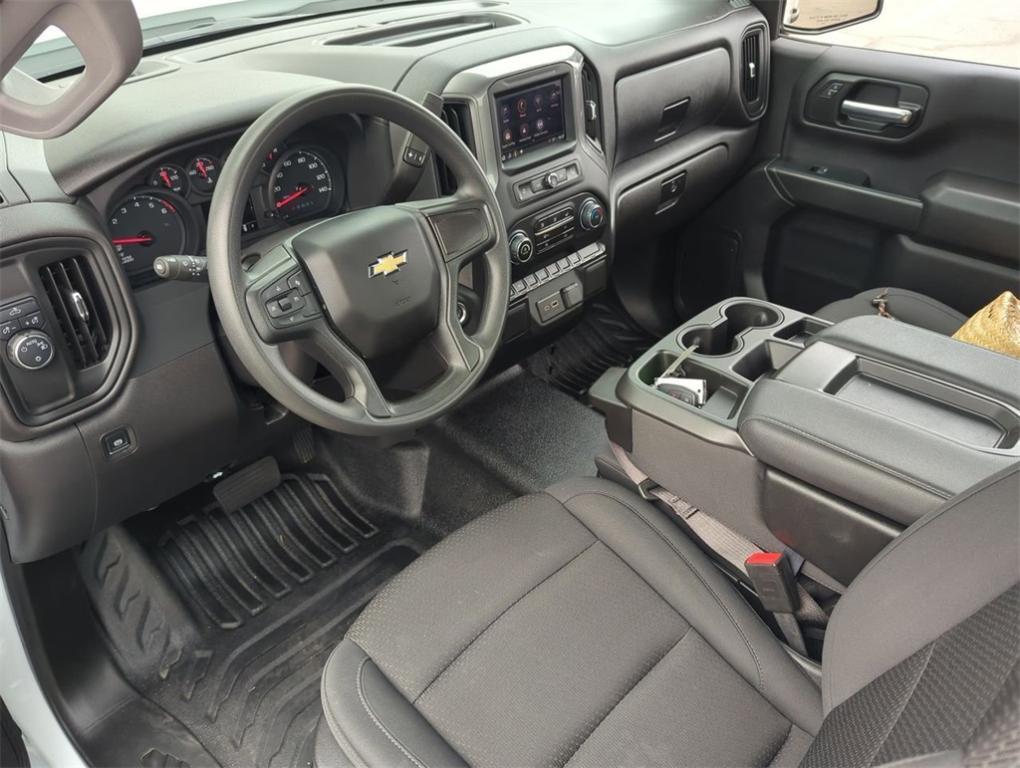 used 2024 Chevrolet Silverado 1500 car, priced at $30,990