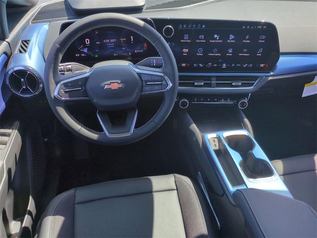 new 2025 Chevrolet Equinox EV car