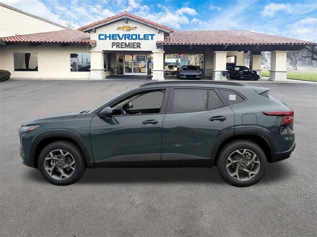 new 2025 Chevrolet Trax car