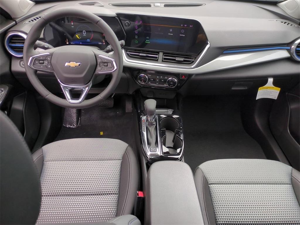 new 2025 Chevrolet Trax car