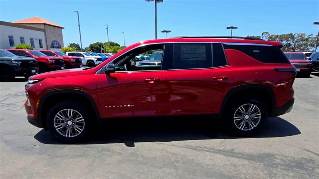 new 2025 Chevrolet Traverse car