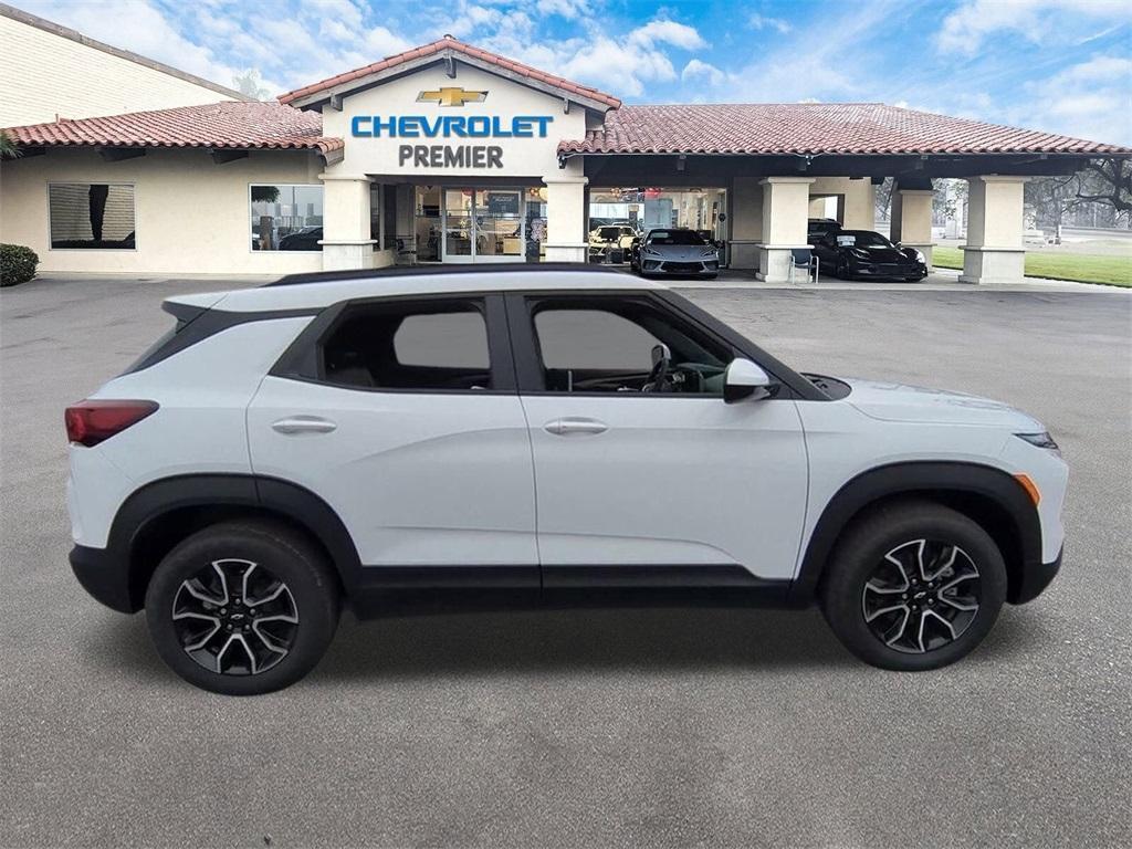 new 2024 Chevrolet TrailBlazer car, priced at $29,875