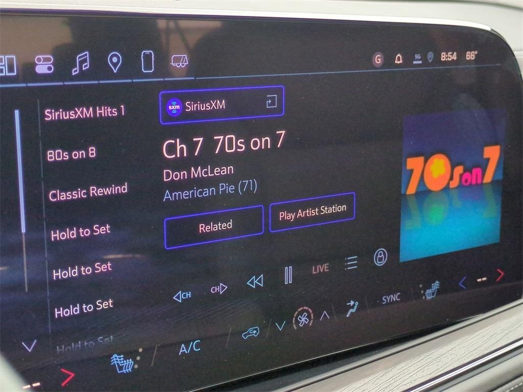 new 2025 Chevrolet Suburban car