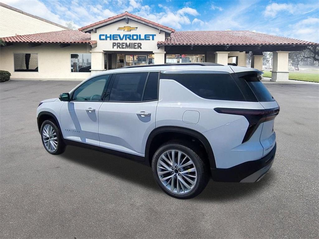 new 2025 Chevrolet Traverse car