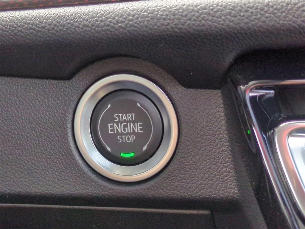 new 2025 Chevrolet Traverse car