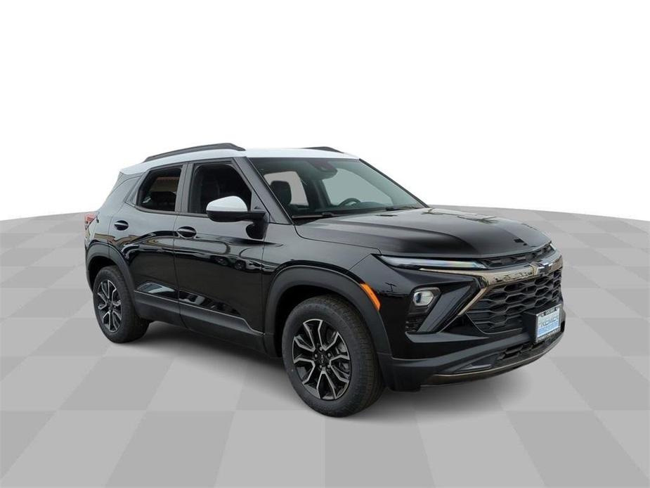 new 2024 Chevrolet TrailBlazer car, priced at $29,980