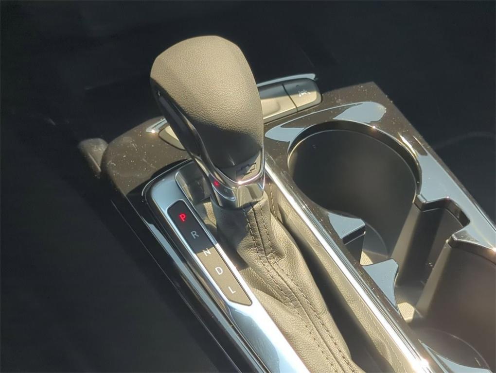 new 2025 Chevrolet Trax car
