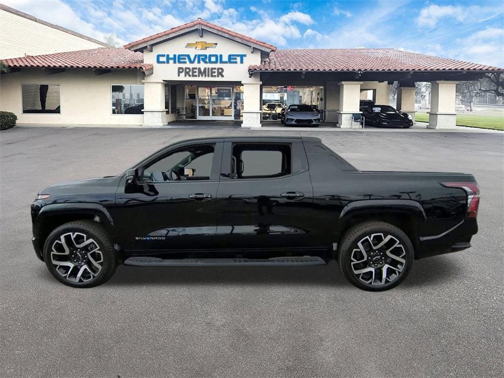 new 2024 Chevrolet Silverado EV car