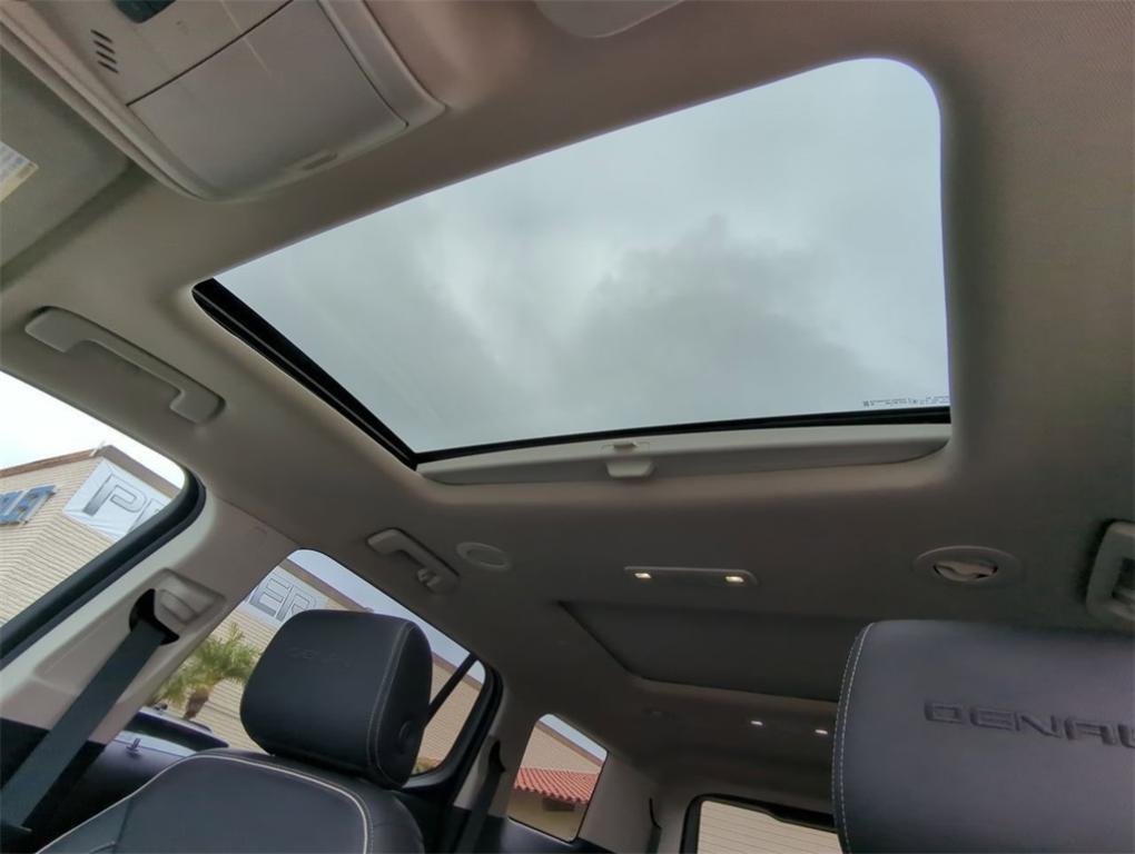 used 2022 GMC Acadia car, priced at $34,995