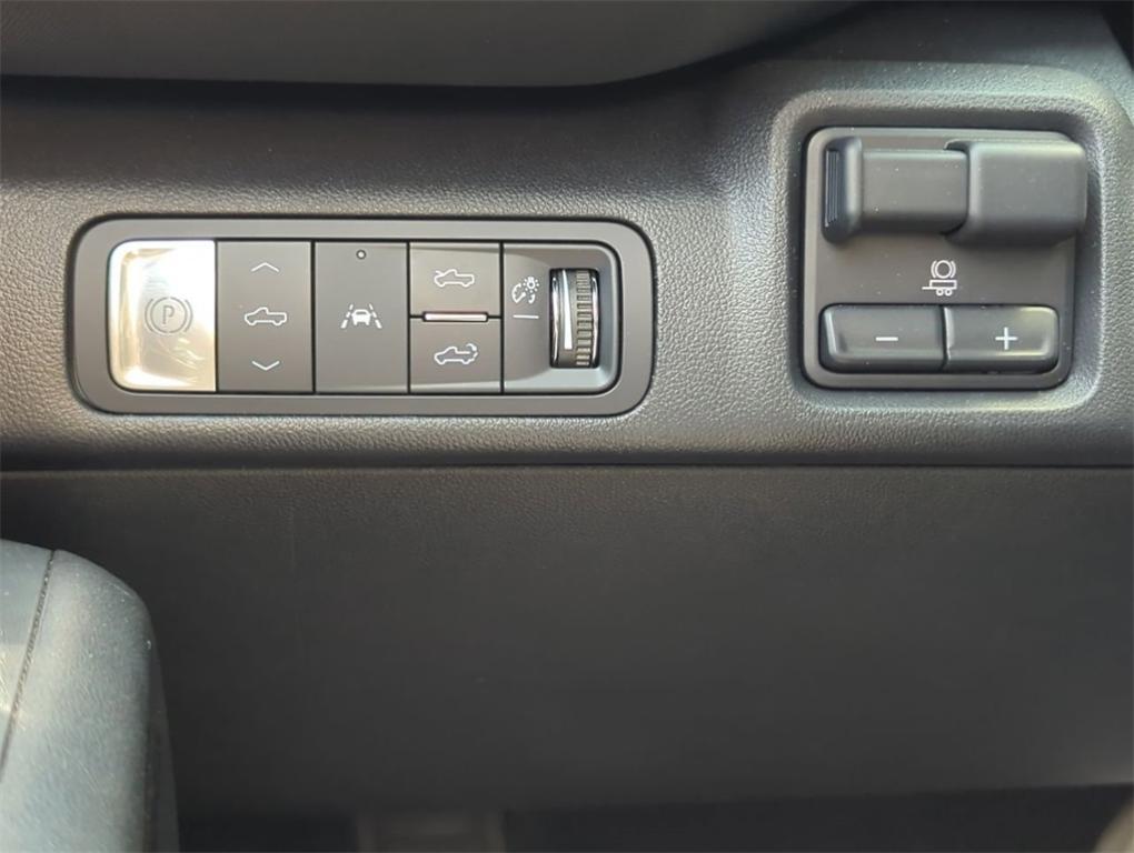 new 2025 Chevrolet Silverado EV car