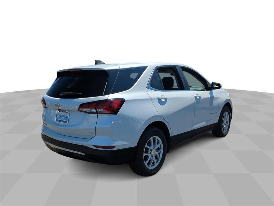 new 2024 Chevrolet Equinox car, priced at $30,085