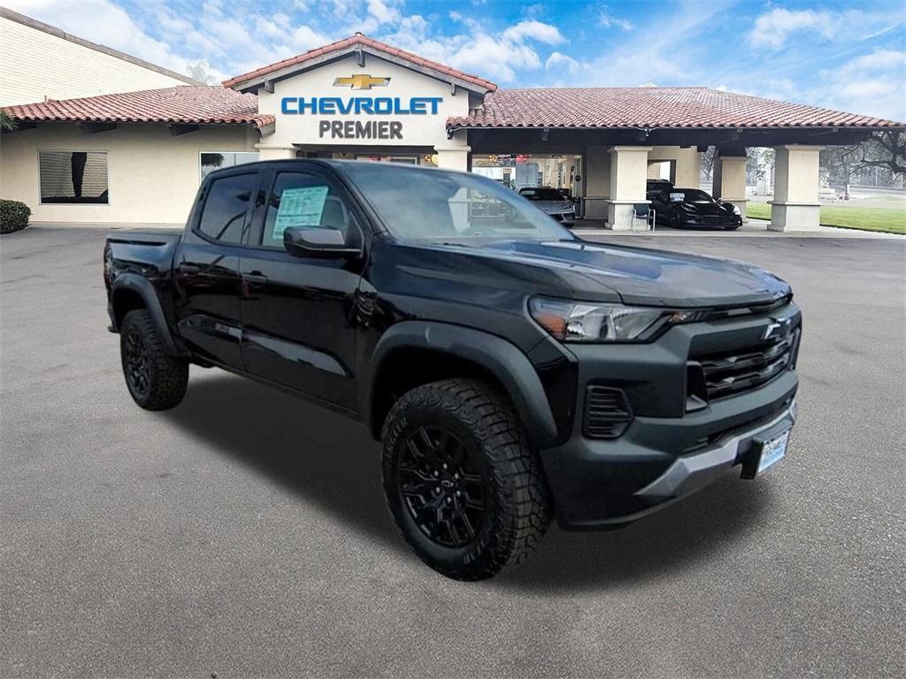 new 2025 Chevrolet Colorado car