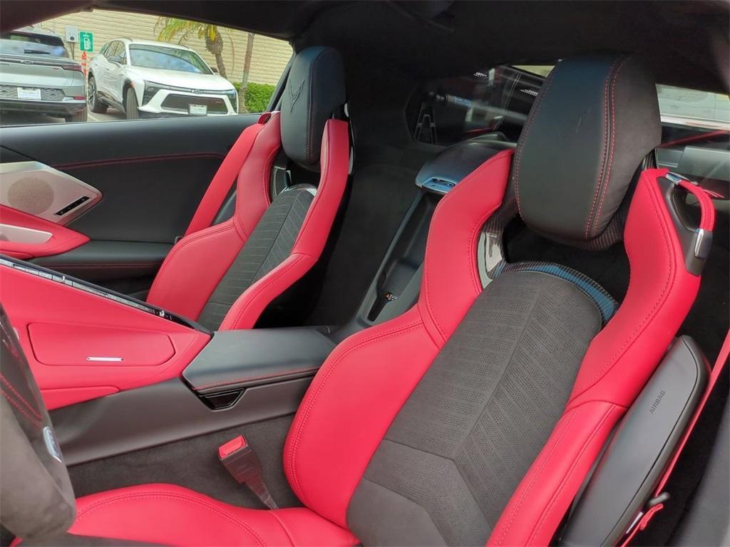 new 2025 Chevrolet Corvette car