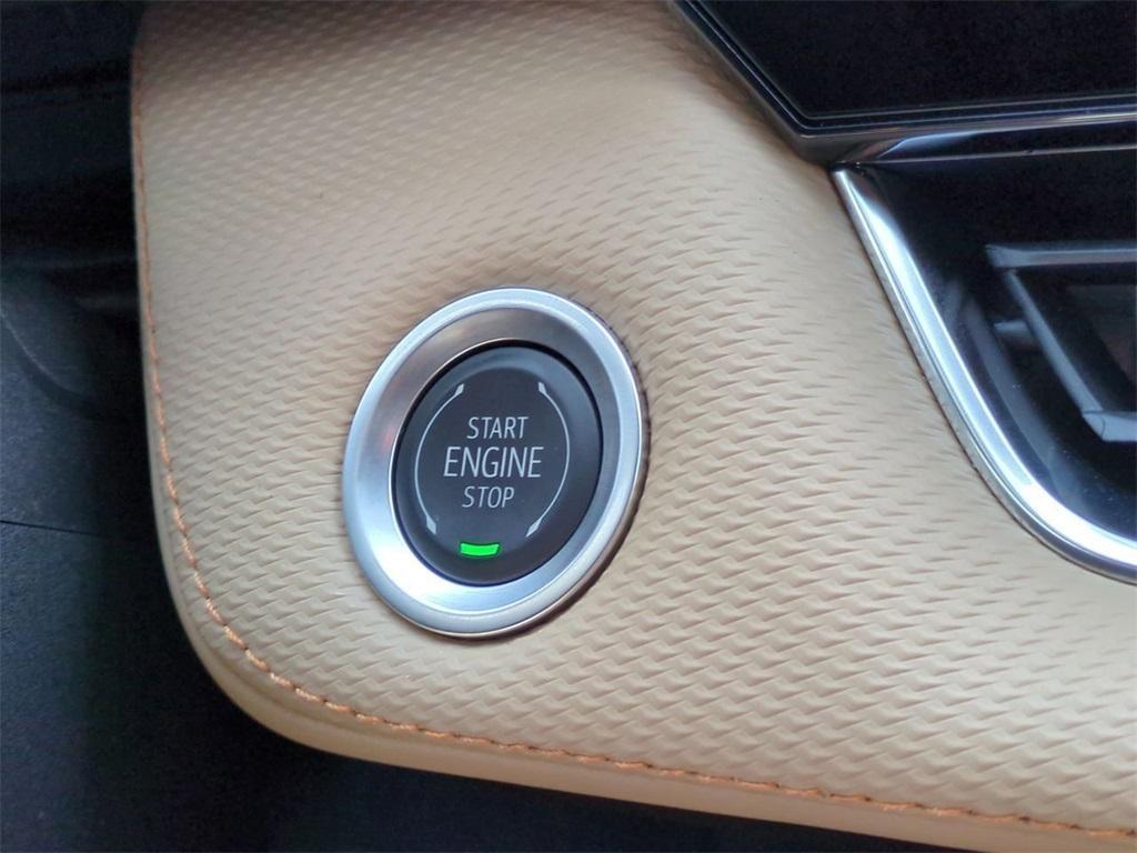 new 2025 Chevrolet Equinox car