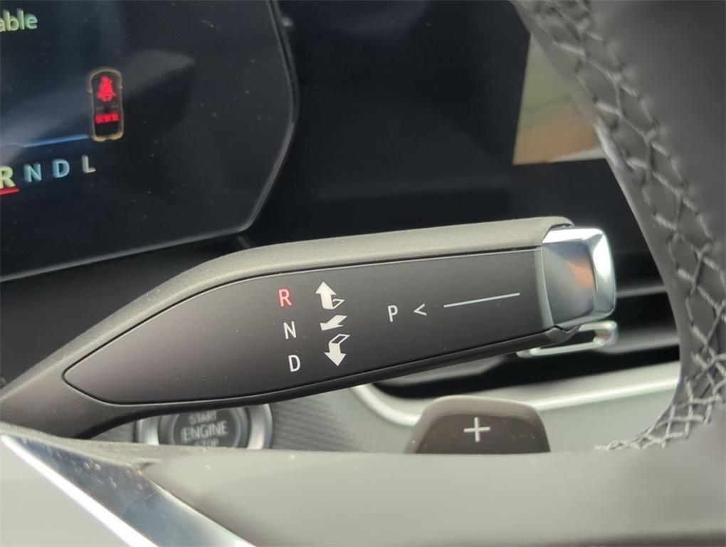 new 2025 Chevrolet Equinox car