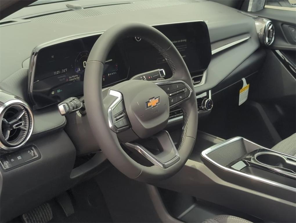 new 2025 Chevrolet Equinox car