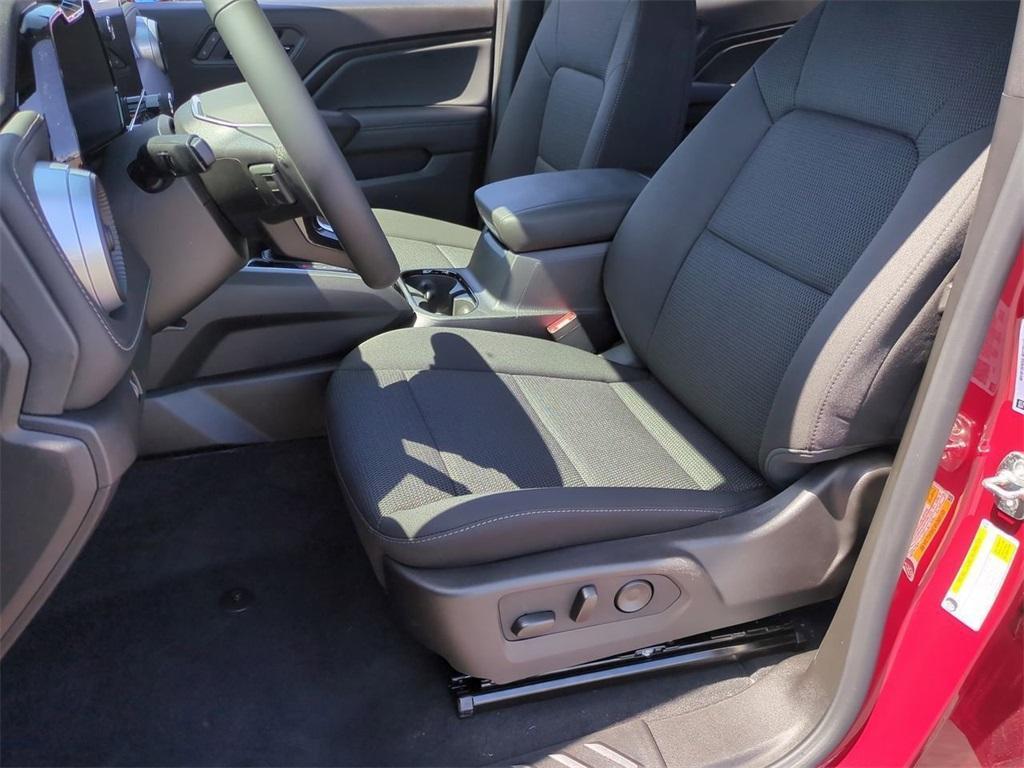 new 2025 Chevrolet Colorado car