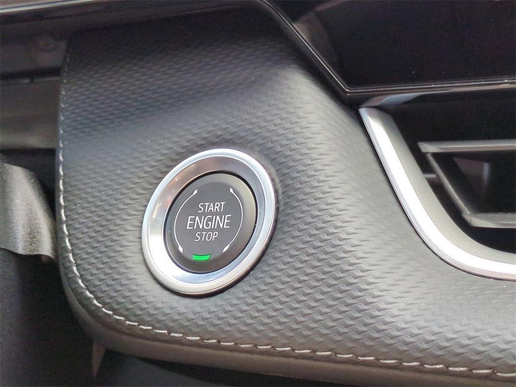 new 2025 Chevrolet Equinox car