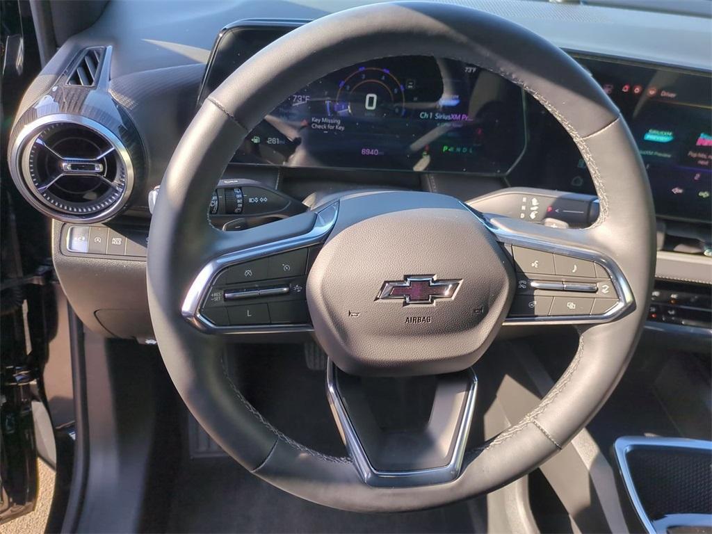 used 2025 Chevrolet Equinox car, priced at $27,995