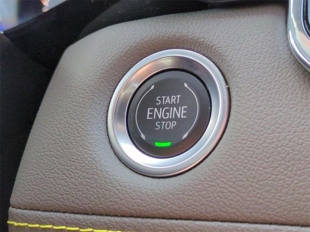 new 2025 Chevrolet Colorado car