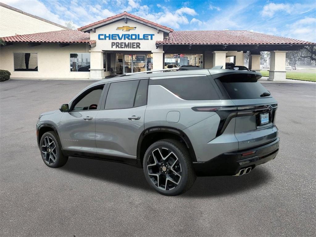 new 2025 Chevrolet Traverse car
