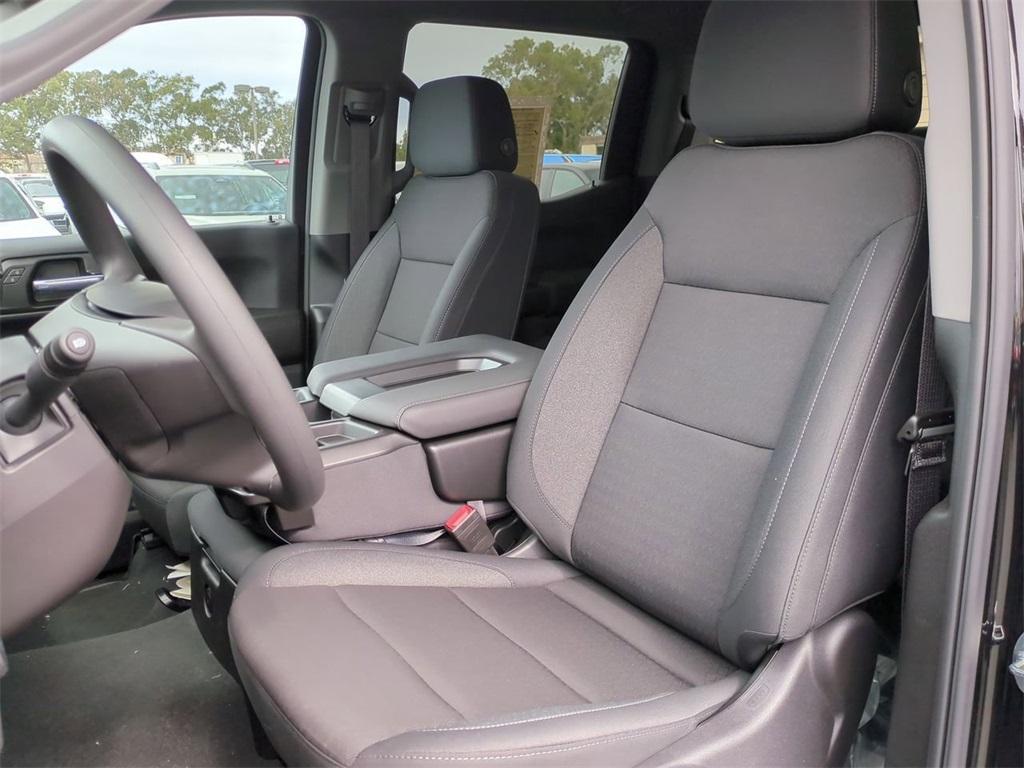 new 2025 Chevrolet Silverado 1500 car