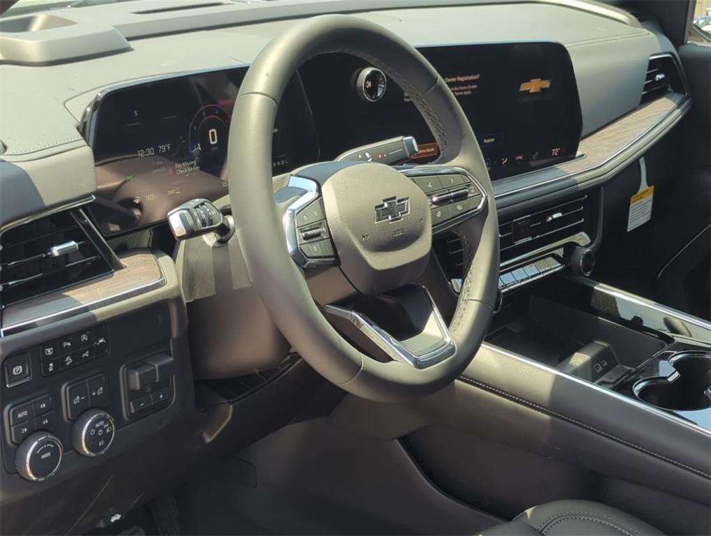 new 2025 Chevrolet Suburban car