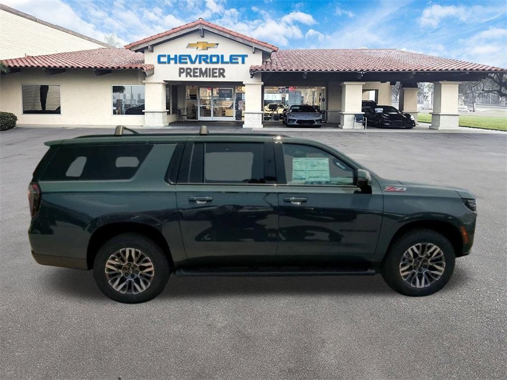 new 2025 Chevrolet Suburban car