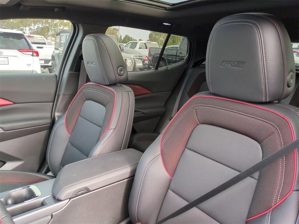 new 2025 Chevrolet Equinox EV car