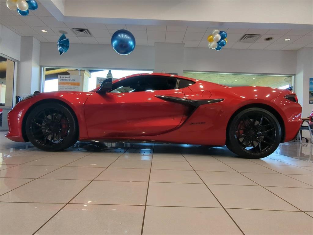 new 2025 Chevrolet Corvette car
