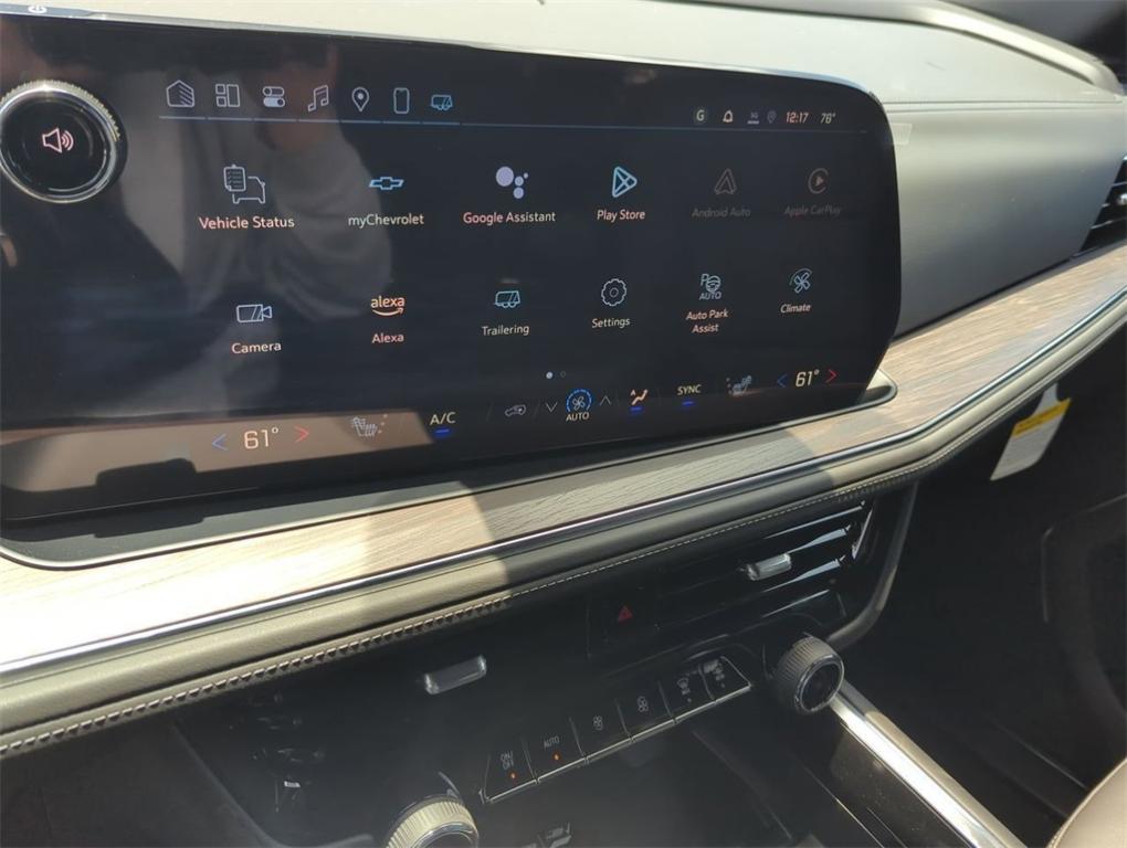 new 2025 Chevrolet Suburban car