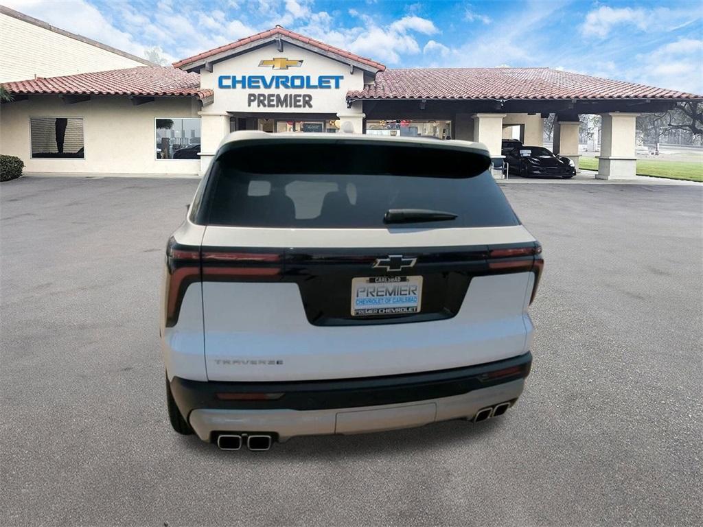 new 2025 Chevrolet Traverse car