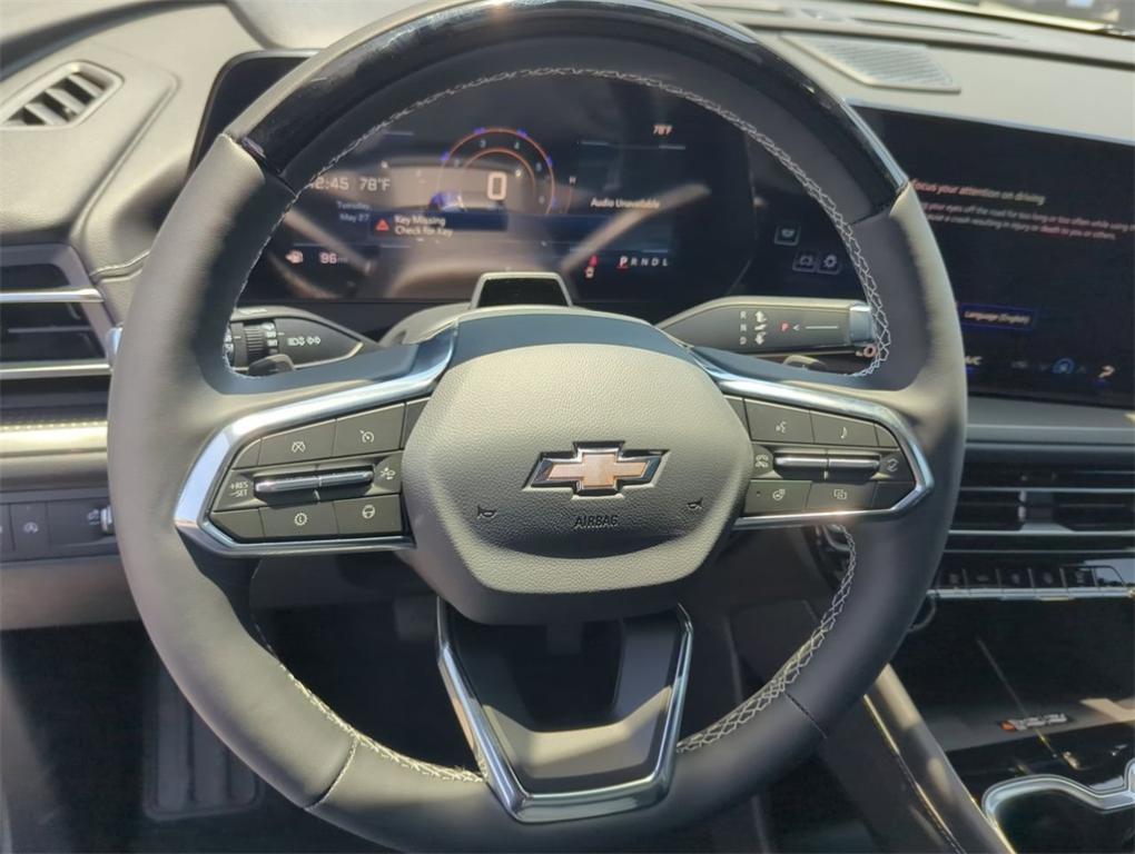 new 2025 Chevrolet Traverse car