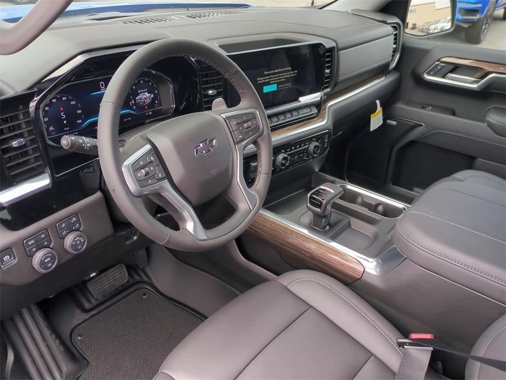 new 2025 Chevrolet Silverado 1500 car