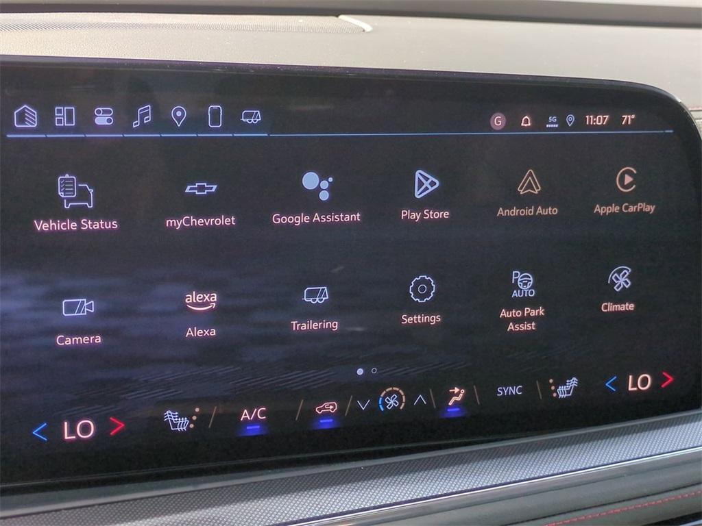 new 2025 Chevrolet Suburban car