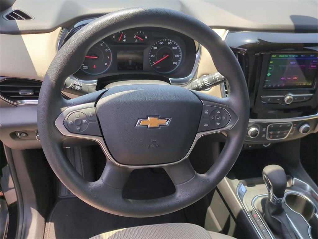 used 2023 Chevrolet Traverse car, priced at $31,495
