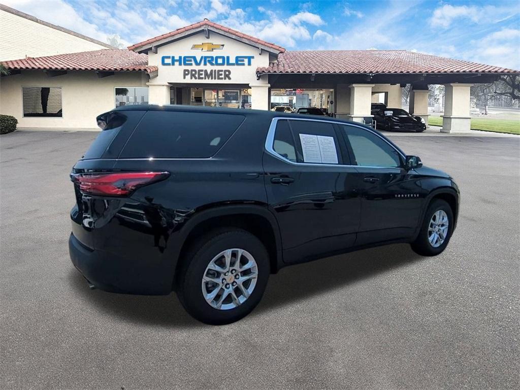 used 2023 Chevrolet Traverse car, priced at $31,495