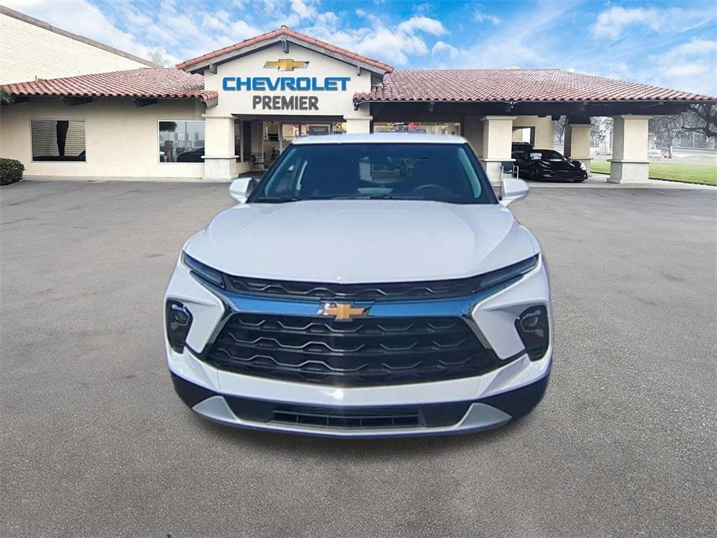 new 2025 Chevrolet Blazer car