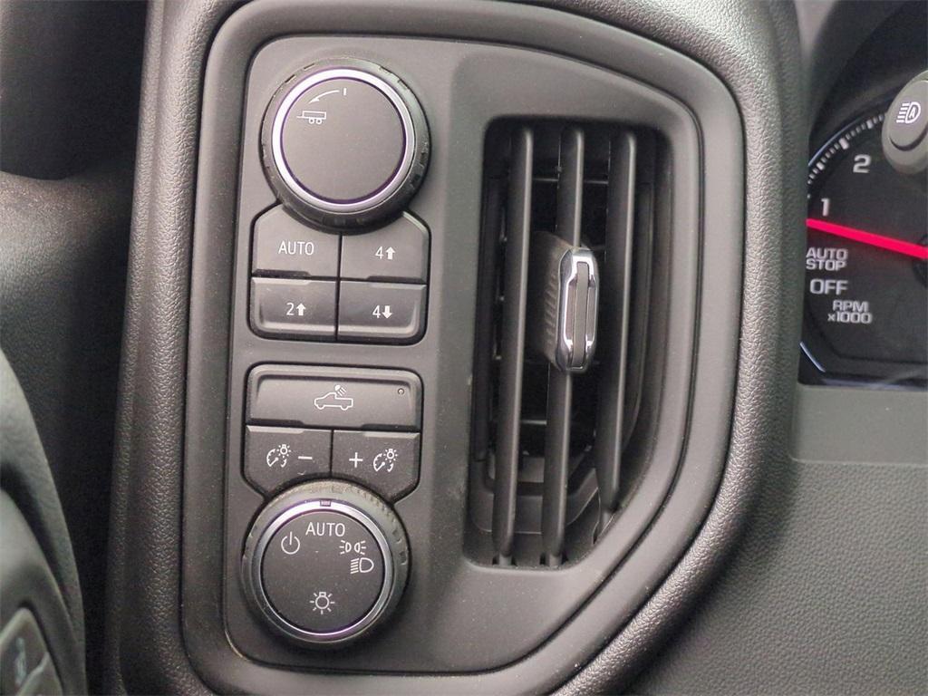 new 2025 Chevrolet Silverado 1500 car