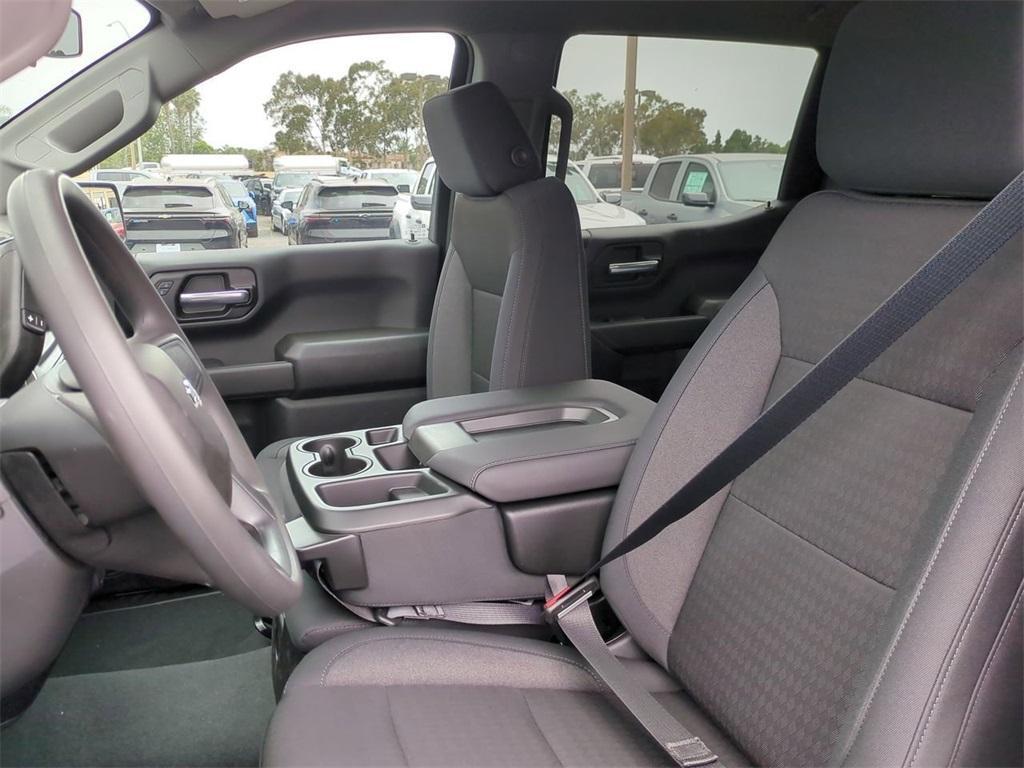 new 2025 Chevrolet Silverado 1500 car