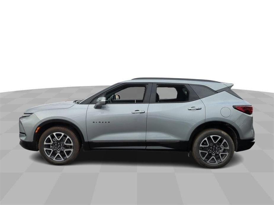 new 2024 Chevrolet Blazer car, priced at $43,290