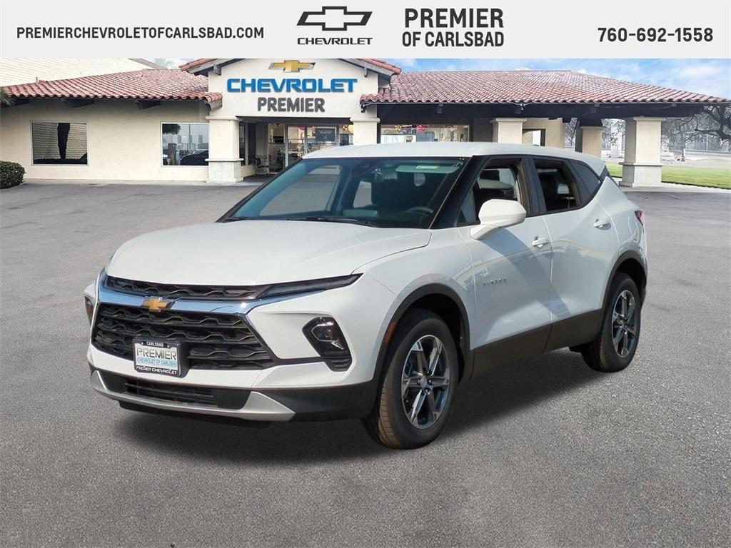 new 2025 Chevrolet Blazer car