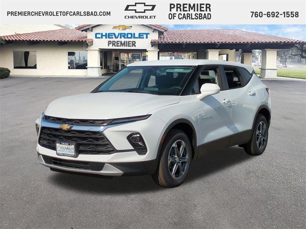 new 2025 Chevrolet Blazer car