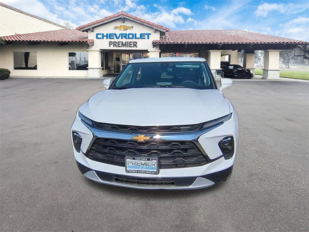 new 2025 Chevrolet Blazer car